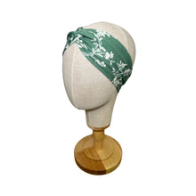 Load image into Gallery viewer, Green Floral Twist Headband